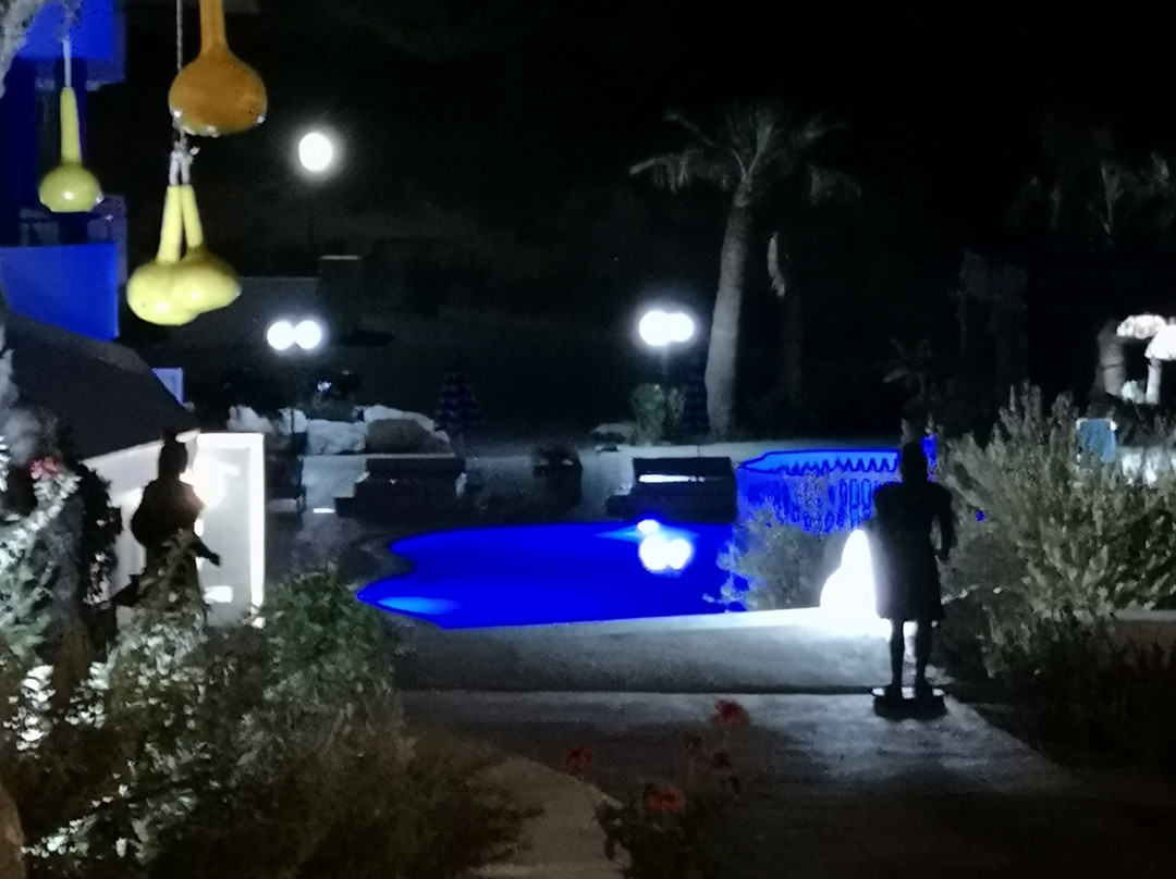 上坎波什酒店主图