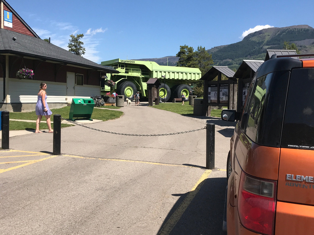 Sparwood Visitor Information Centre-Sparwood必去景点