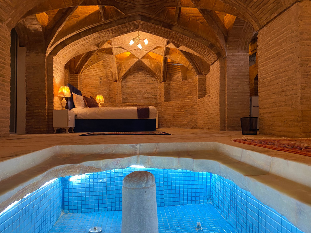 Sarhang Palace Hotel