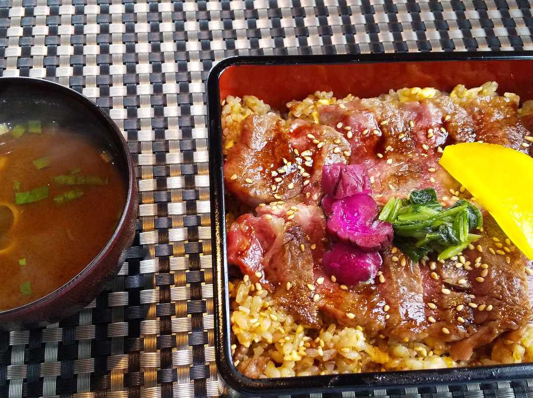 ステーキハウス タカミ