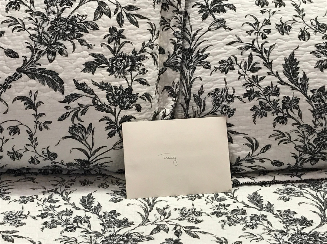 The Cottage House主图