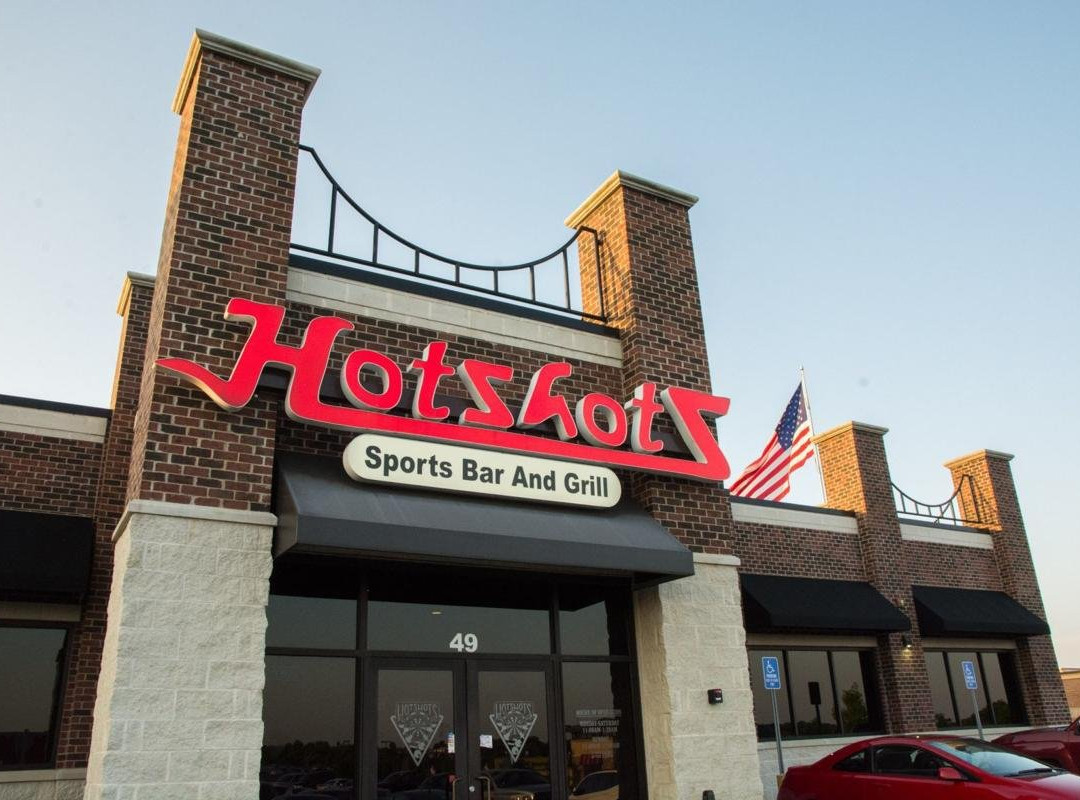 Hotshots Sports Bar & Grill - Wentzville, MO