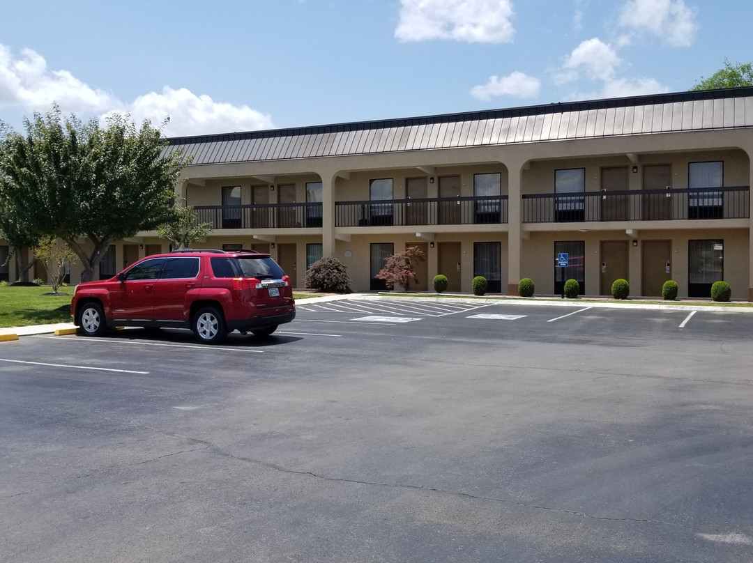 黎巴嫩华美达旅馆及套房酒店主图