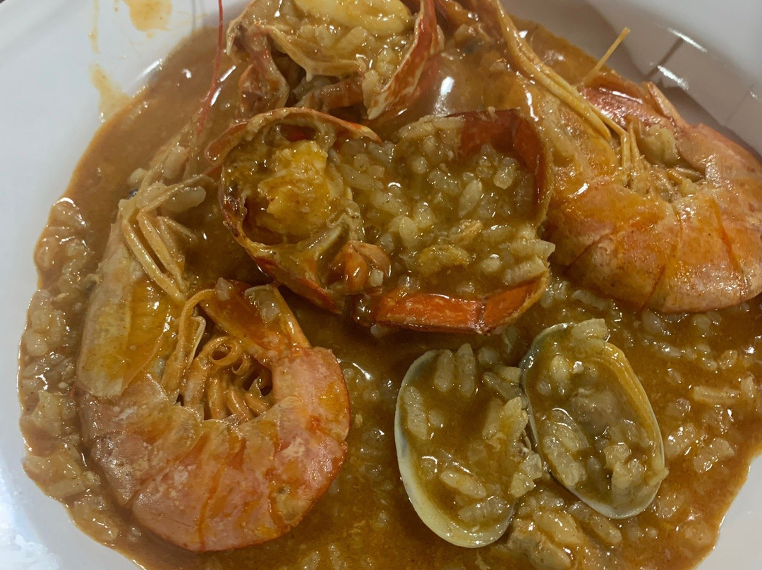 Porto de Rinlo主图