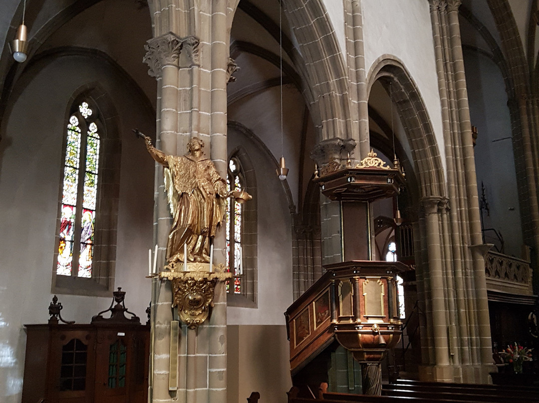 Ritterstiftskirche St. Peter-巴德温普芬必去景点