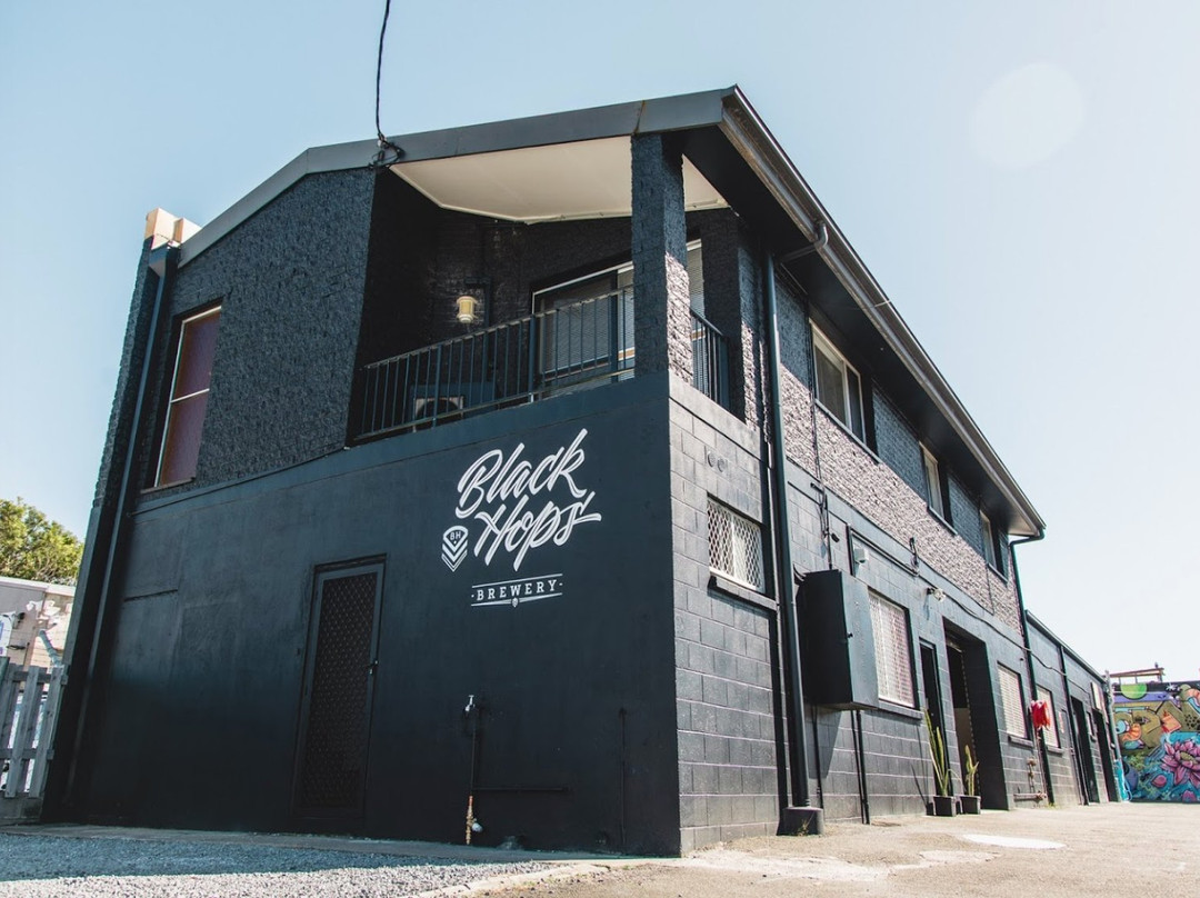 伯利角旅游景点-Black Hops Brewery