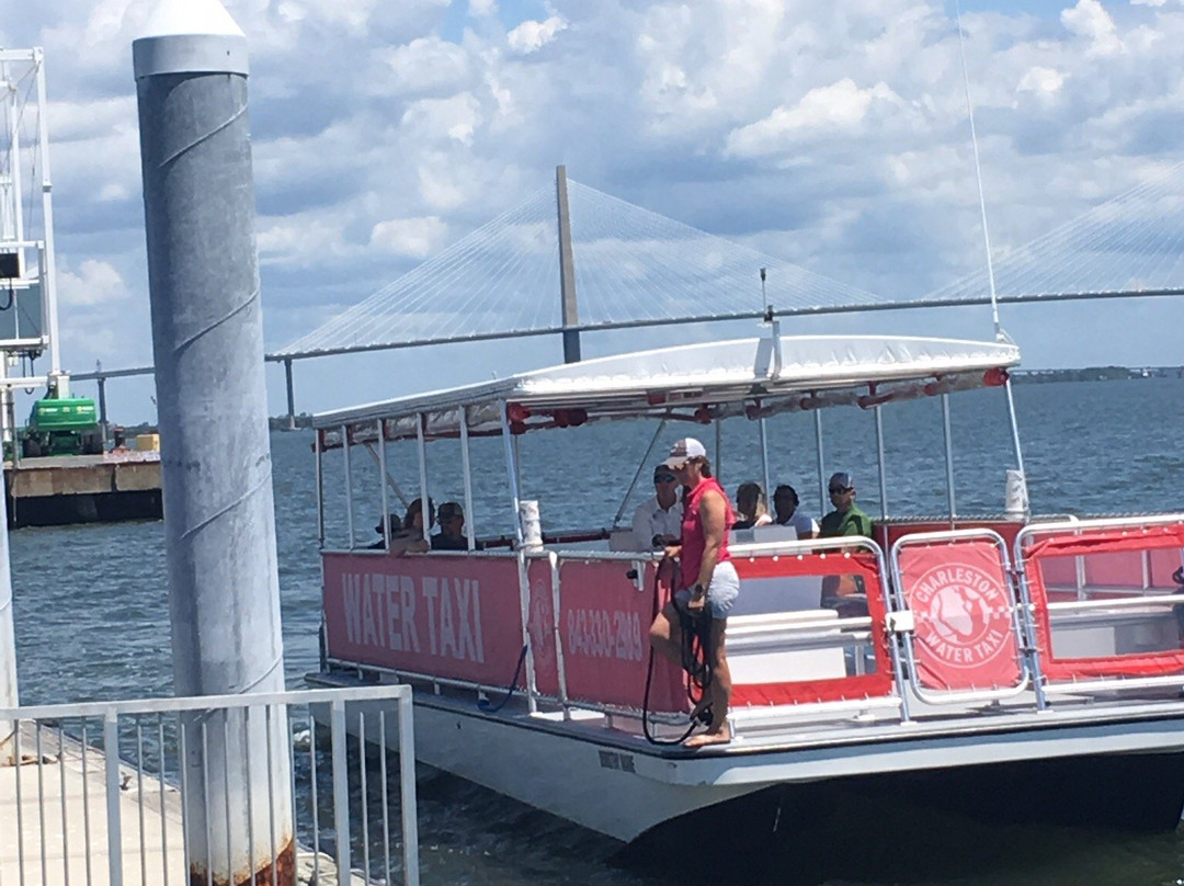 Charleston Water Taxi景点图片