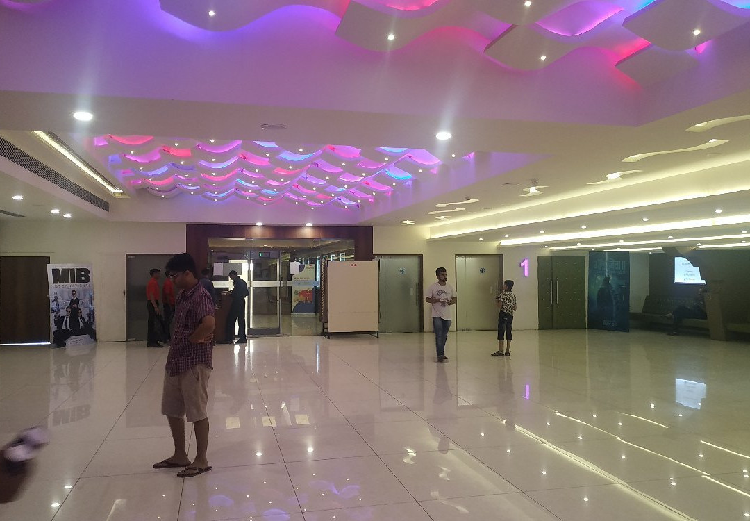 Cinemera景点图片