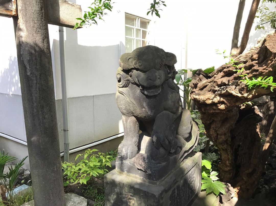 Kurofune Shrine景点图片