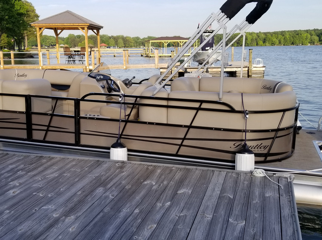What's Up Watersports - Lake Norman景点图片