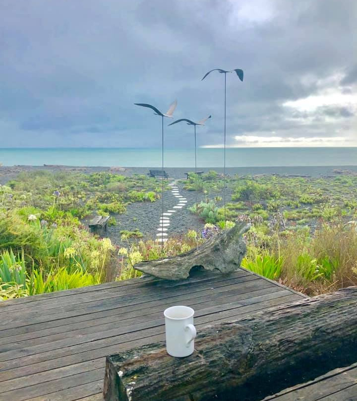 Absolute Beachfront Bed & Breakfast主图