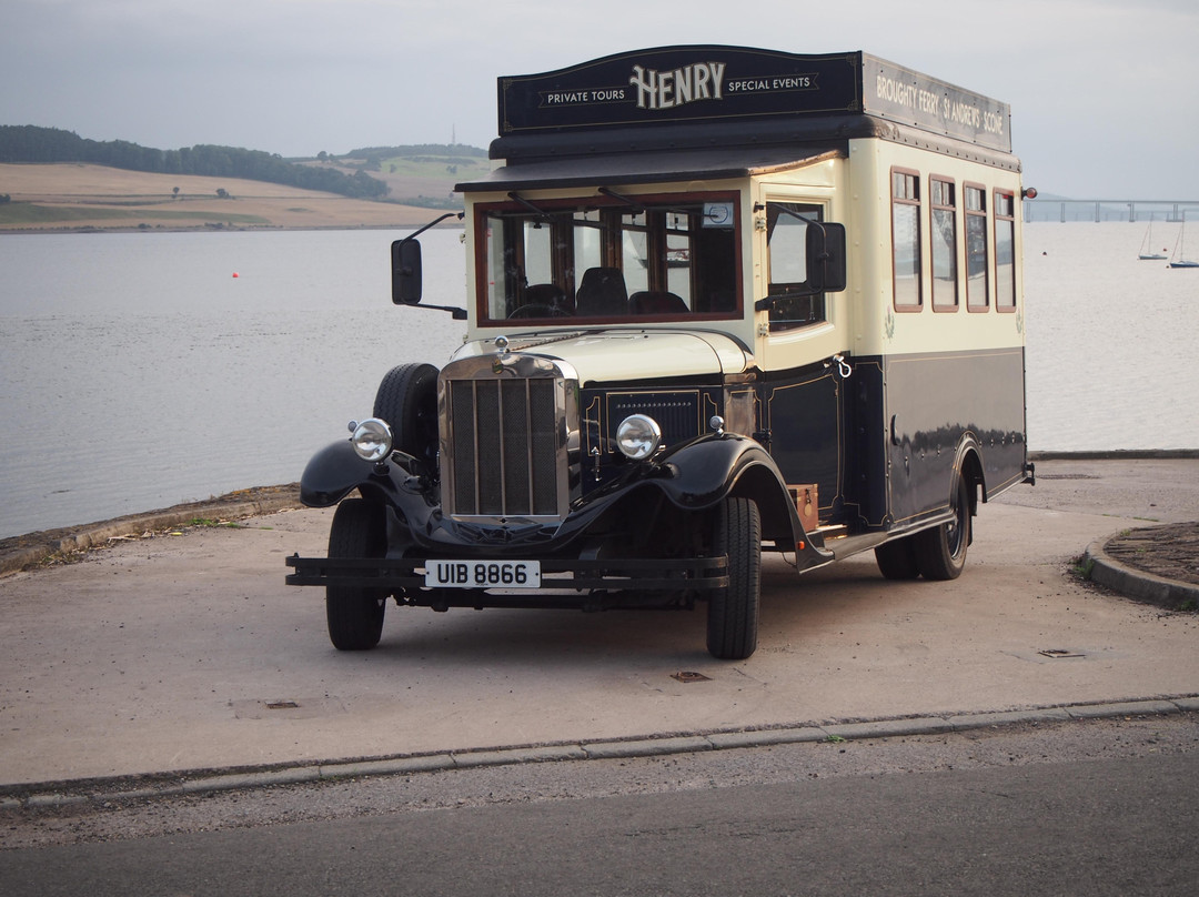 Henry Luxury Vintage Bus Tours-敦提必去景点