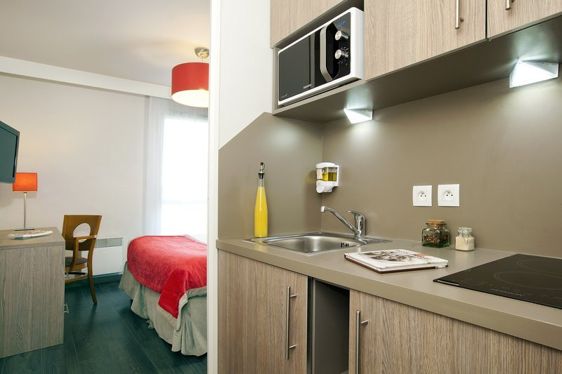 雷斯迪家巴黎古安考特主图