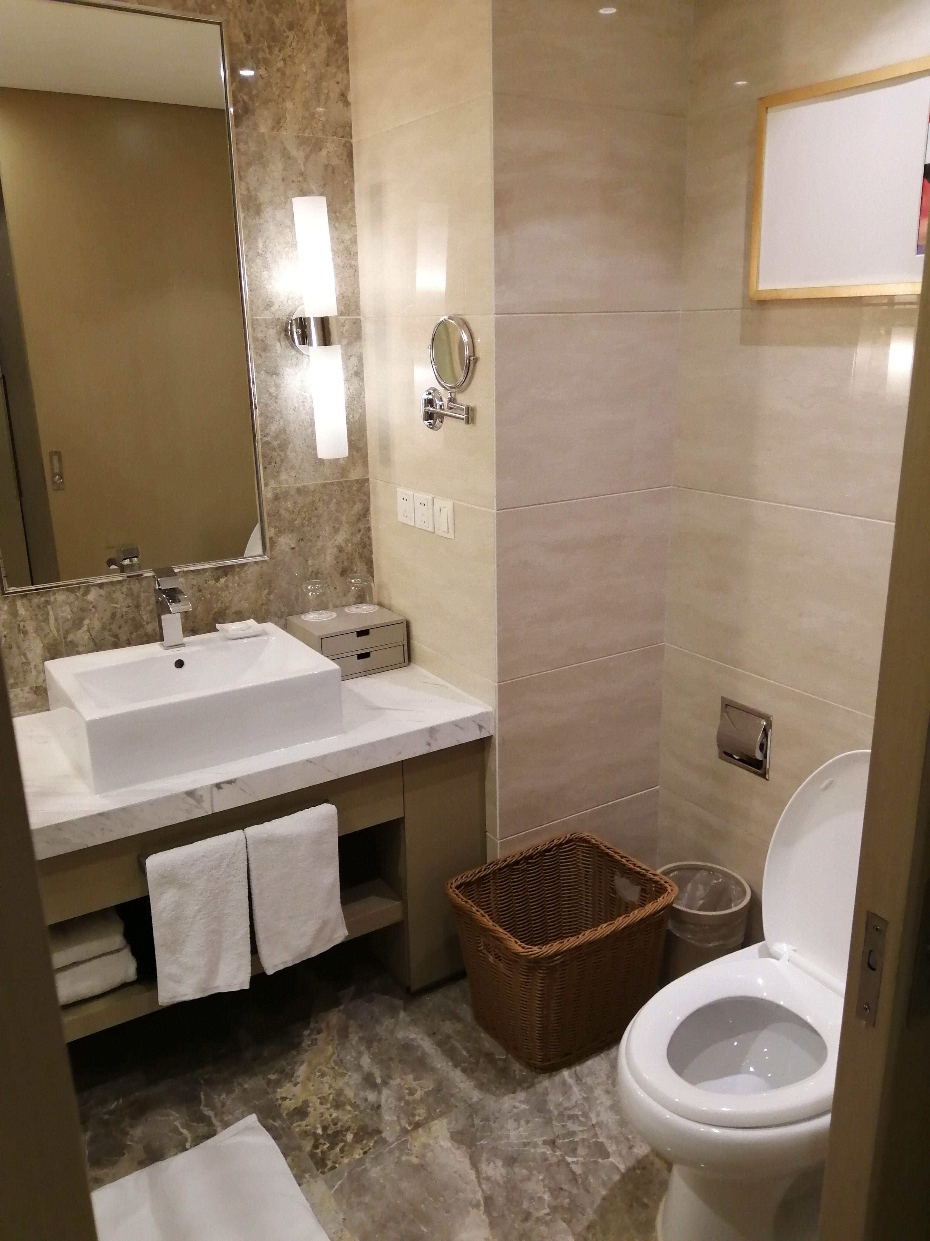 上海陆家嘴万信酒店-官方