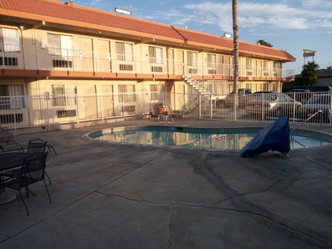 Vagabond Inn Bakersfield South主图