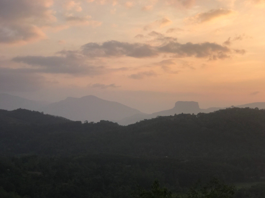 Guide in Sri Lanka Rathu & Olga Tours景点图片