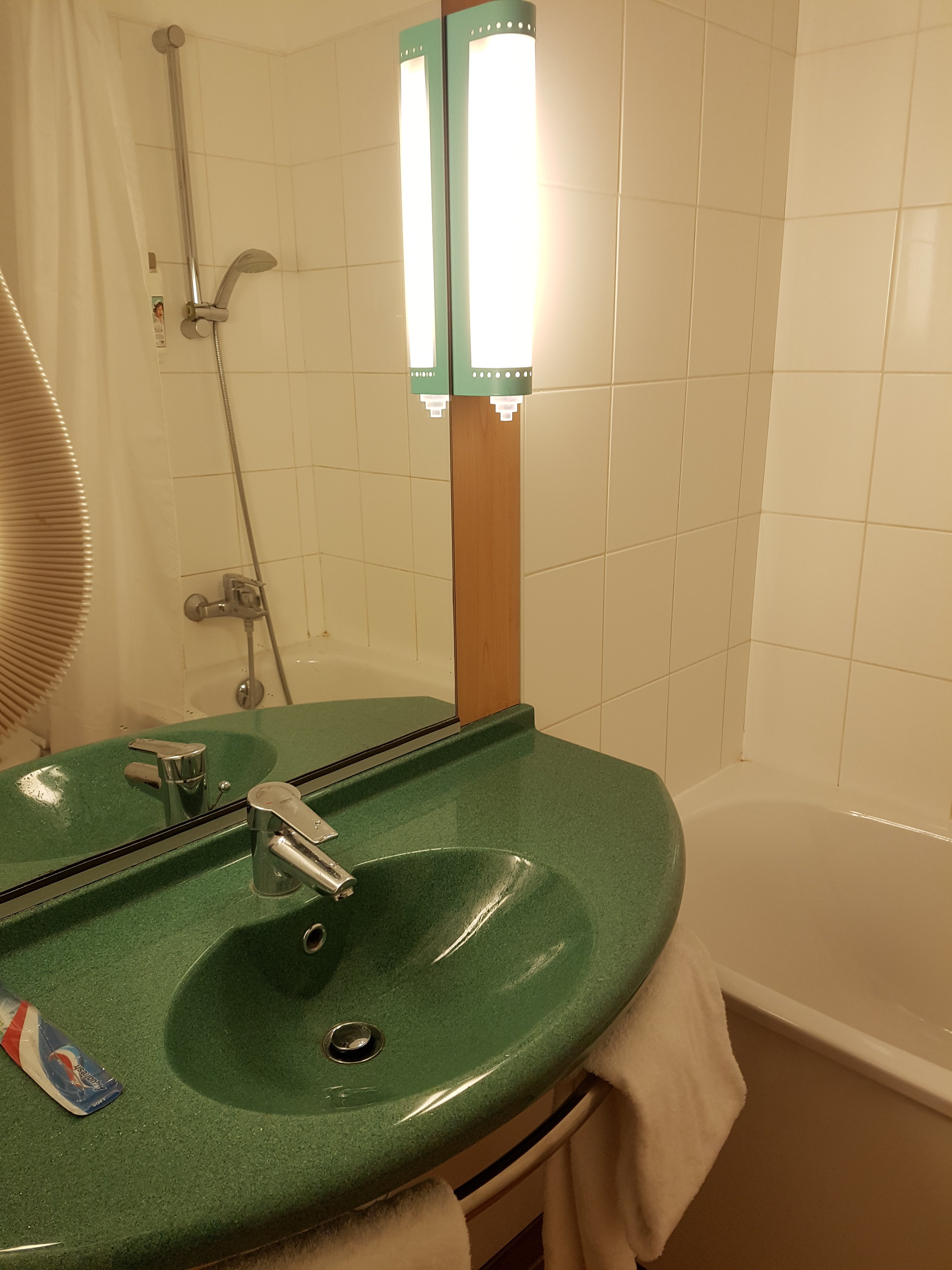 Ibis Marne La Vallee Noisy-浴室