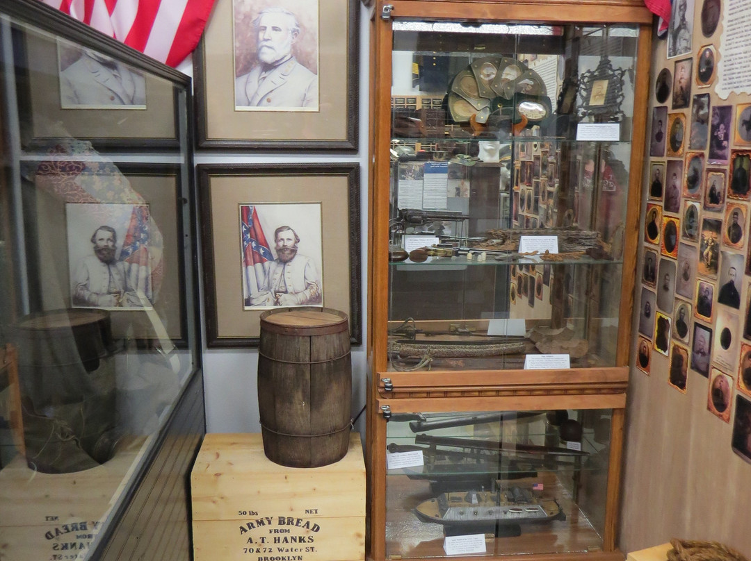 Museum of Veterans and Military History景点图片