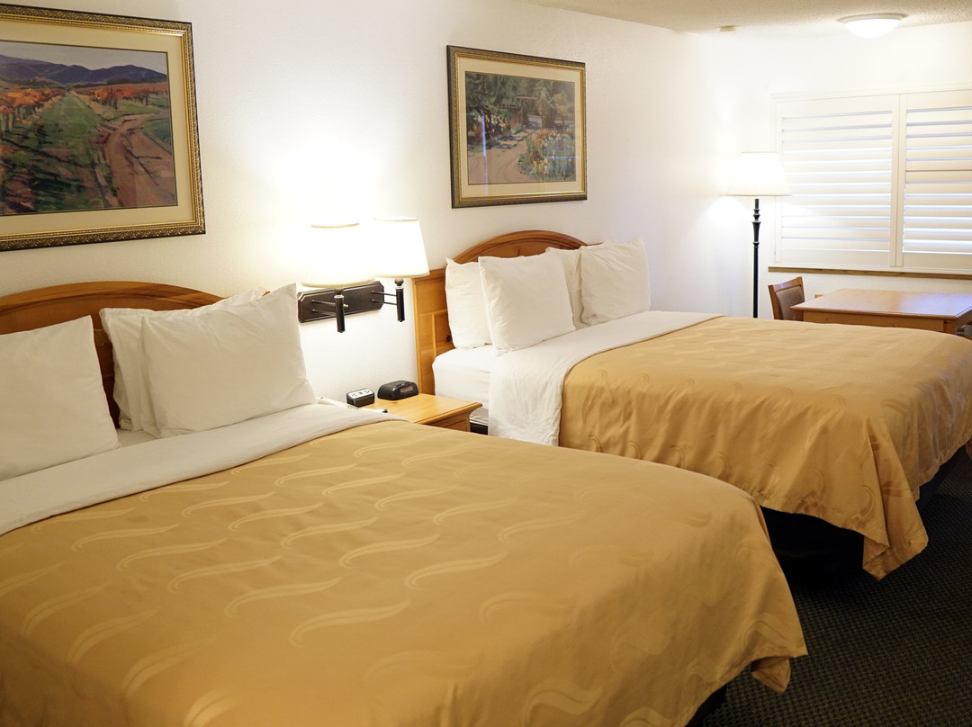 Quality Inn Near Fort Hunter Liggett主图