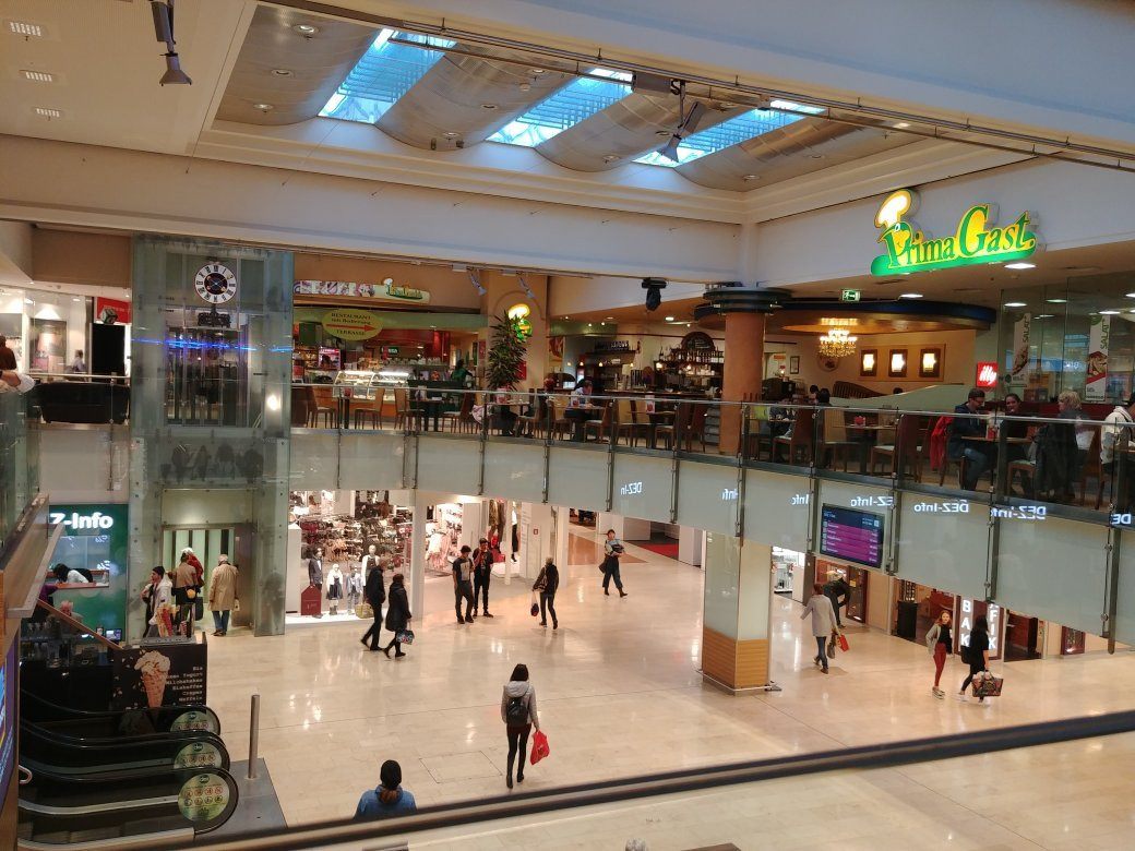 DEZ Einkaufszentrum-茵斯布鲁克必去景点