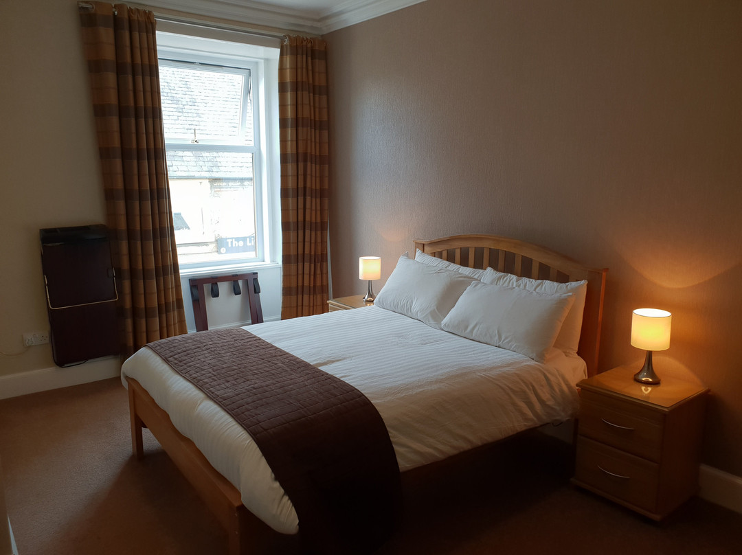 Commercial Hotel主图