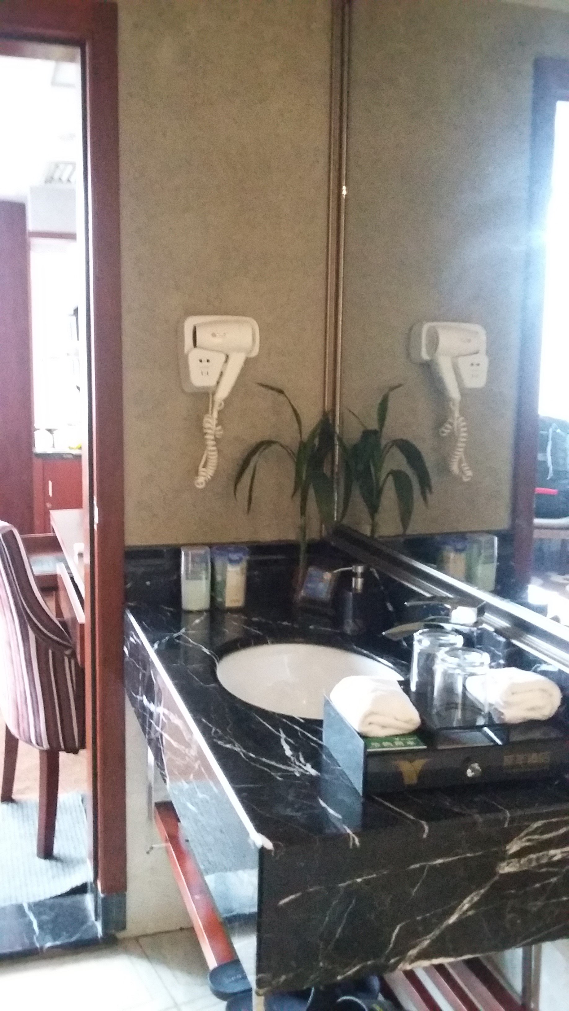 湖南延年酒店-浴室