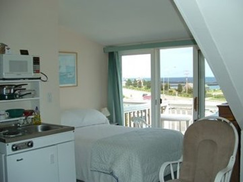 Windjammer By The Sea主图