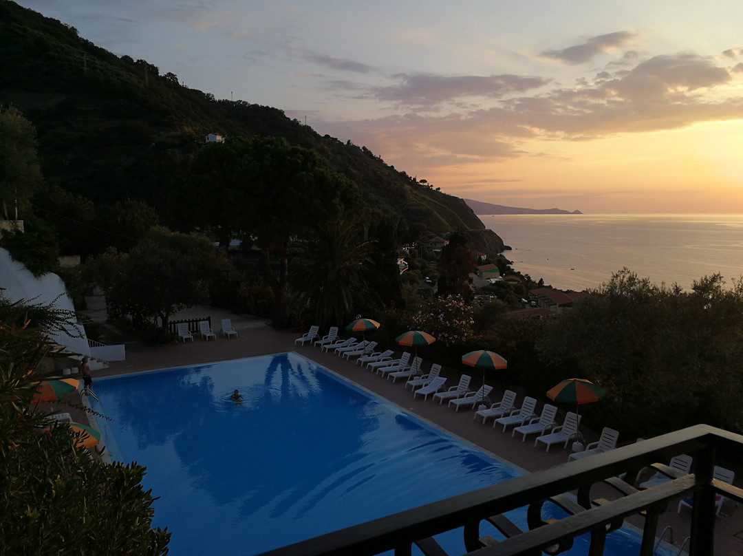 The Hotel Villaggio Capo Alaua主图