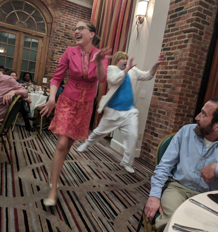 Sherlock's Mystery Dinner Theatre-哥伦布必去景点