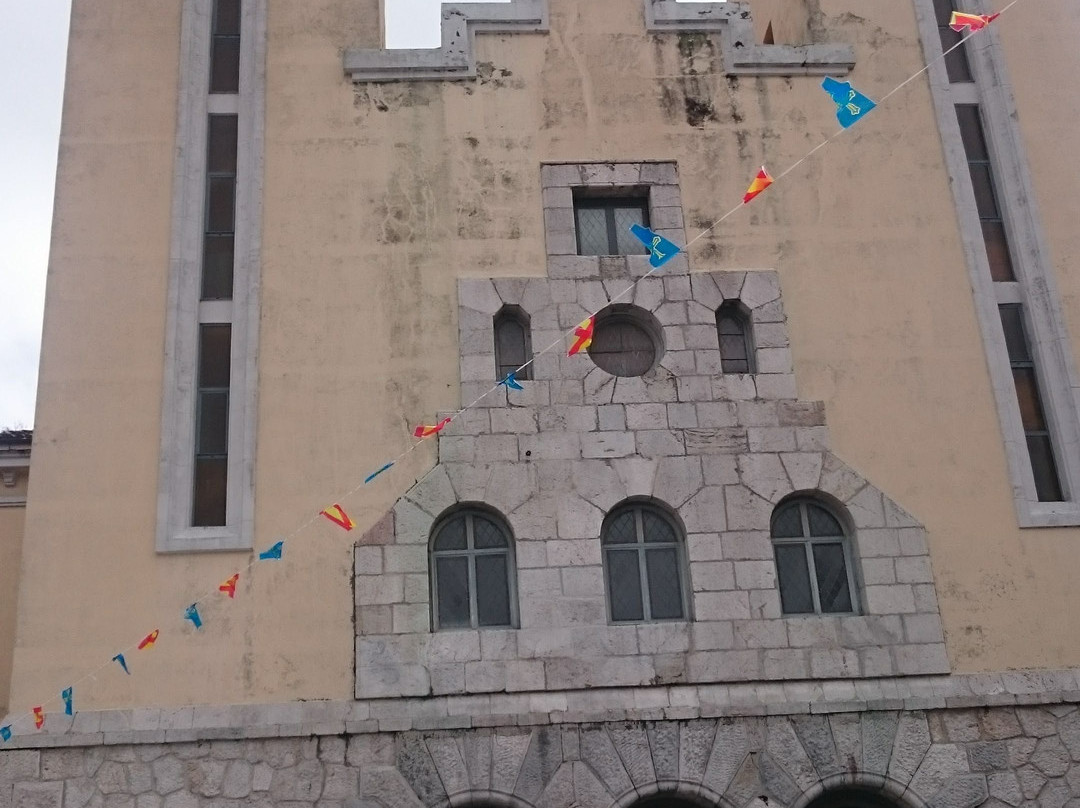Iglesia de Santa Maria Magdalena-Linares de Ribadesella必去景点