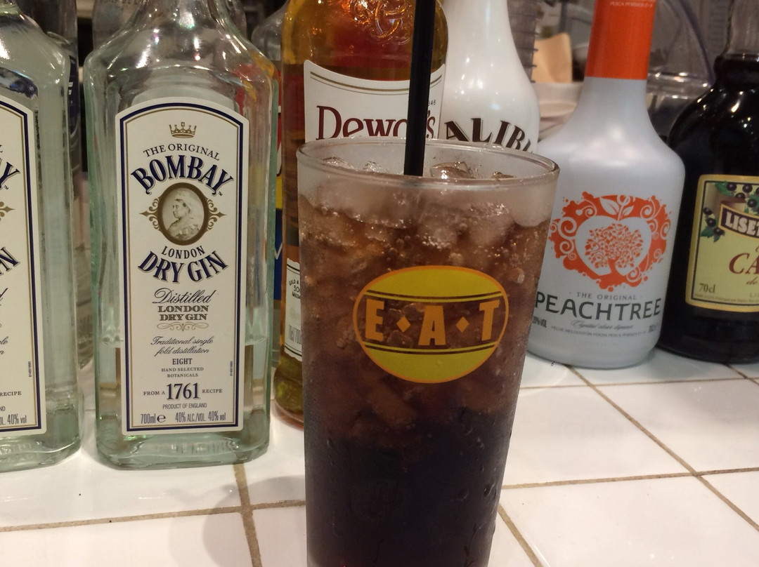 カリフォルニアダイナー イーエーティー グランツリー武蔵小杉店