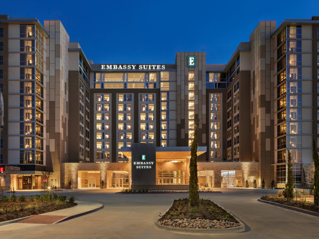 Embassy Suites by Hilton Denton Convention Center主图