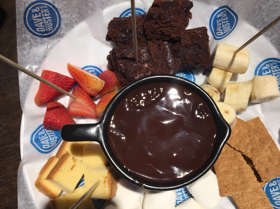 Dave & Buster's - Arcade-锡拉丘兹必去景点