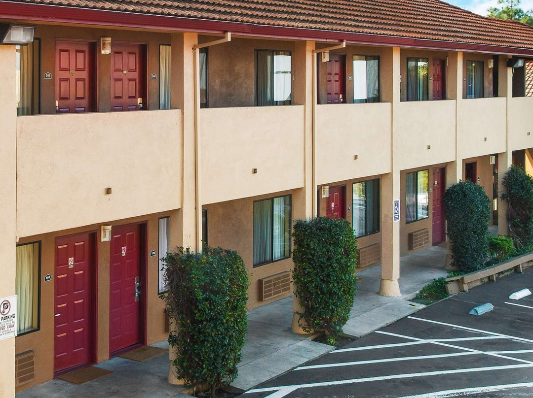 Days Inn by Wyndham Pinole Berkeley主图