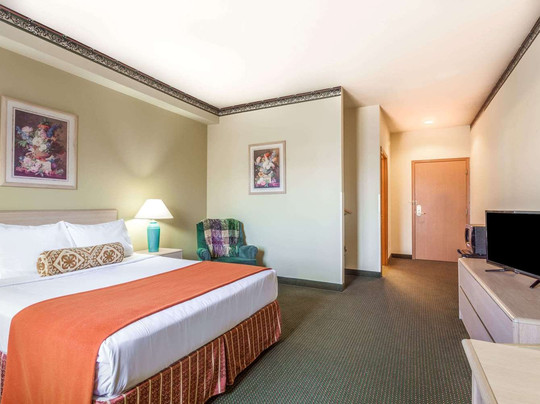 Days Inn & Conference Center By Wyndham Ellensburg主图