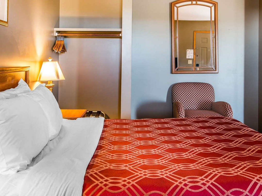 Econo Lodge Lakeside主图