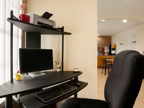 普莱森顿速8酒店主图