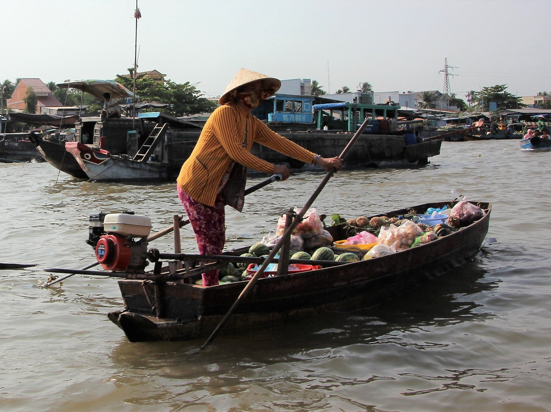 Chau Doc Floating Market景点图片