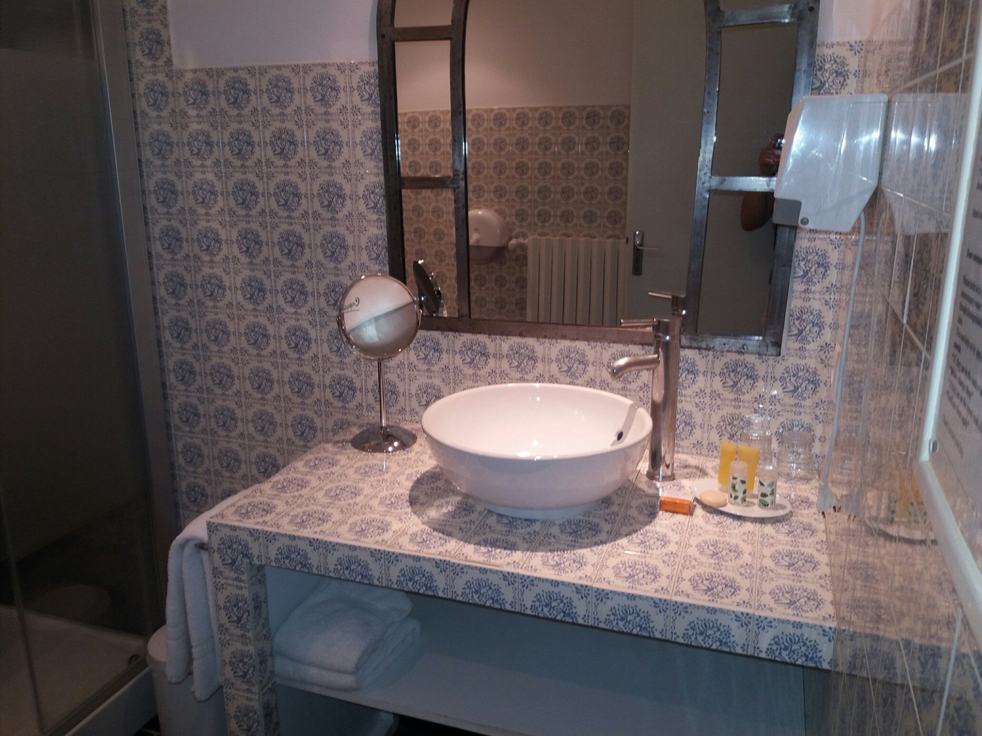 Hotel Beau Sejour-浴室