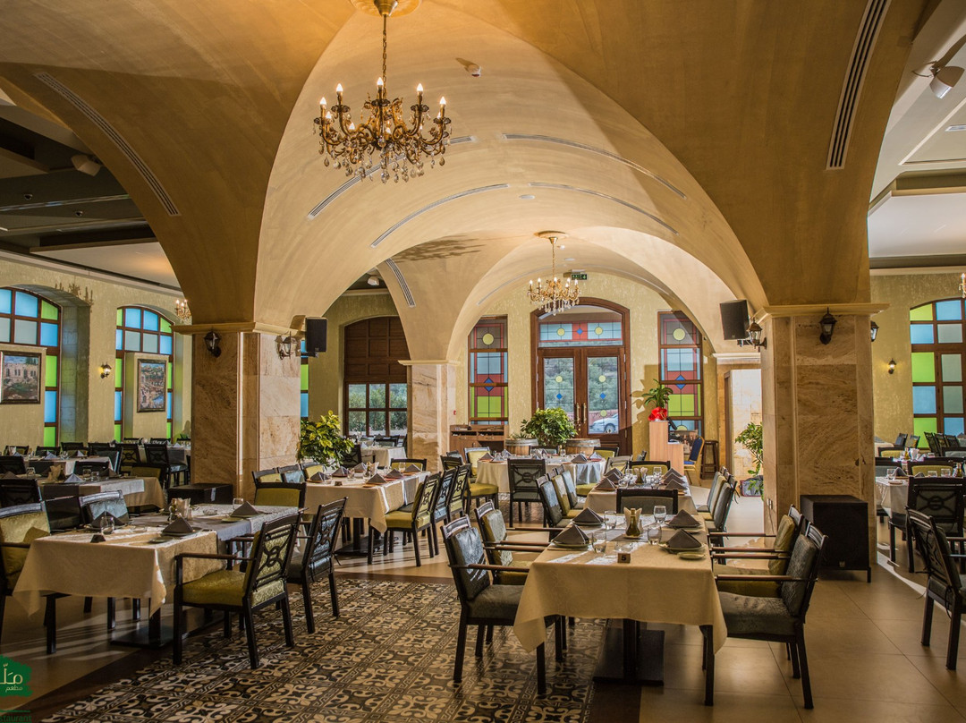 Fuheis餐馆和美食-Mallol Restaurant