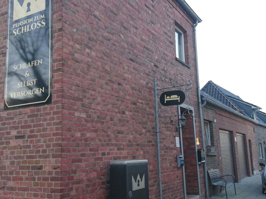 Pension to the castle主图