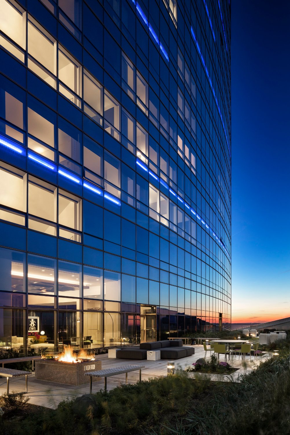 AKA University City-官方