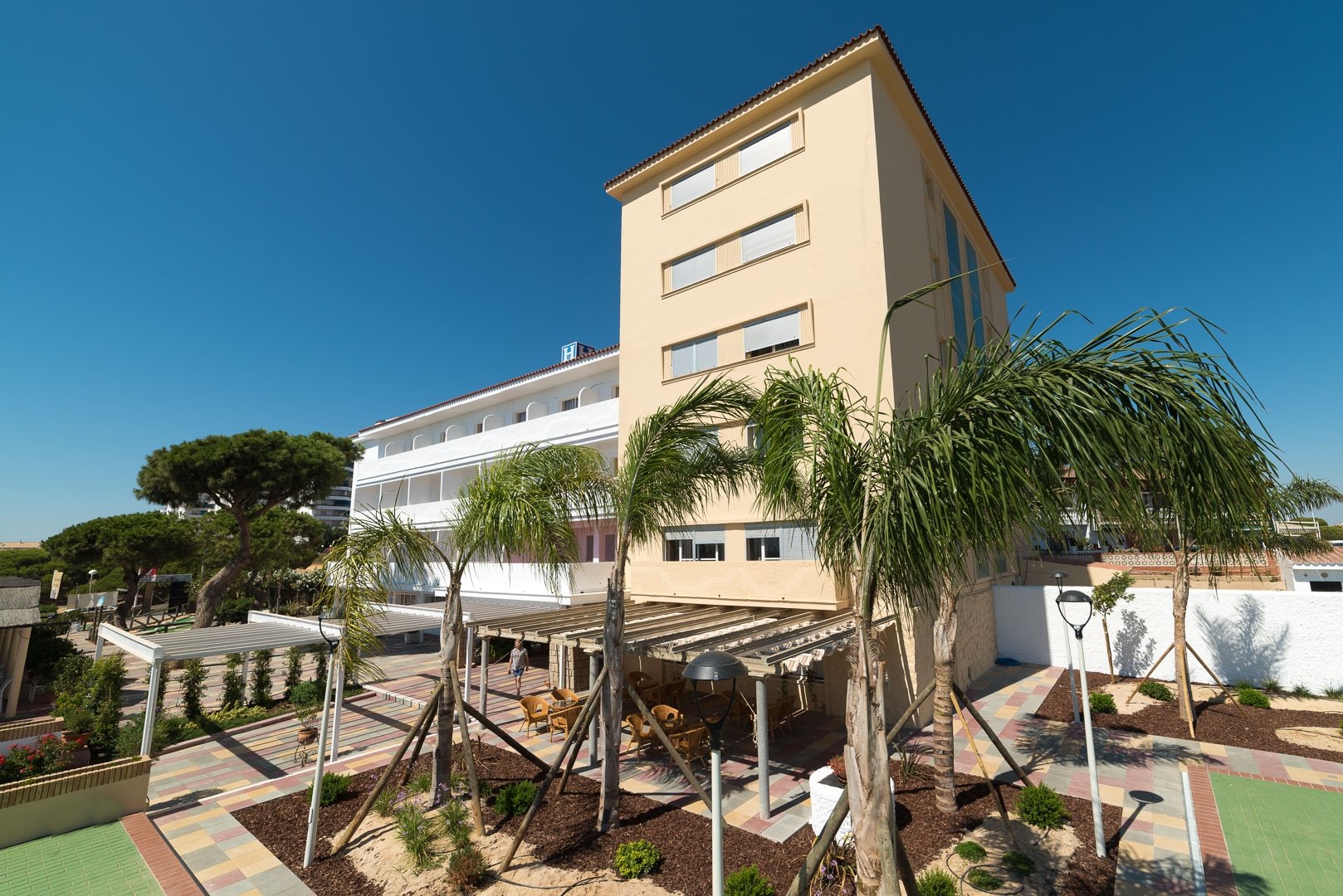 Hotel Pato Rojo-官方