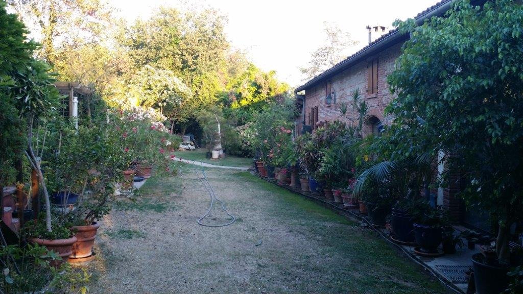 Ferme en Rocaché-官方