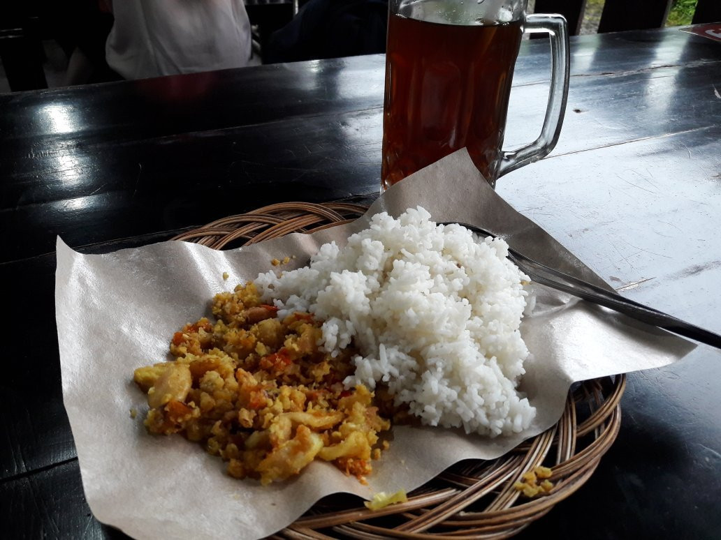 Preksu Ayam Geprek & Susu