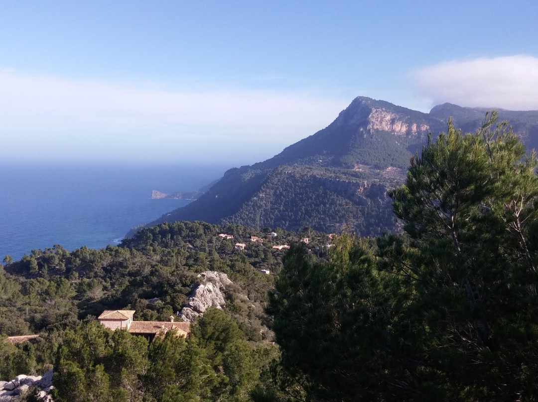 Mirador de Puig de Sa Moneda-法德摩萨必去景点