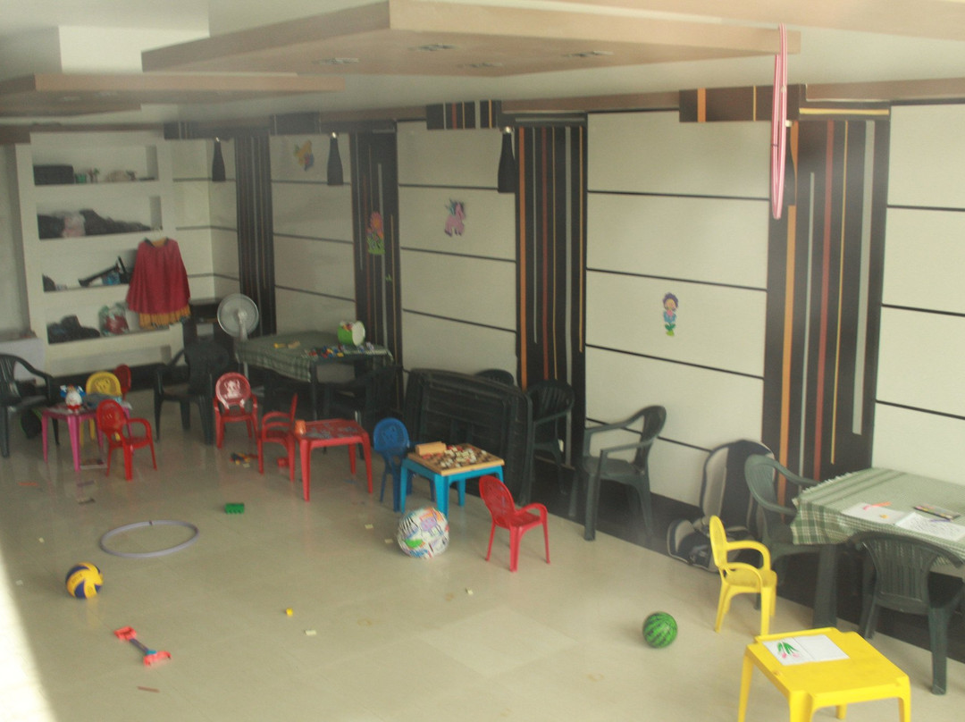 Hotel Vemara Club主图