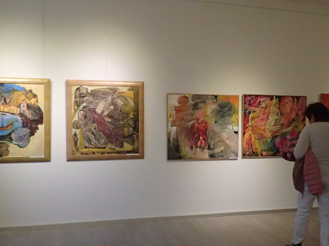 Galerie Marianska-契斯凯布达札维必去景点