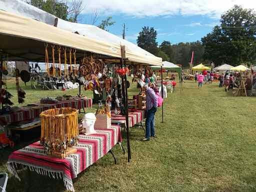 Robert A. Tino Gallery-塞维尔维尔必去景点