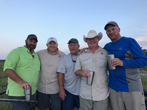 Night Stalker Guide Service-罗克波特必去景点